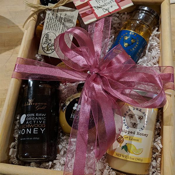 Your Honey Will Love These V-Day Treats